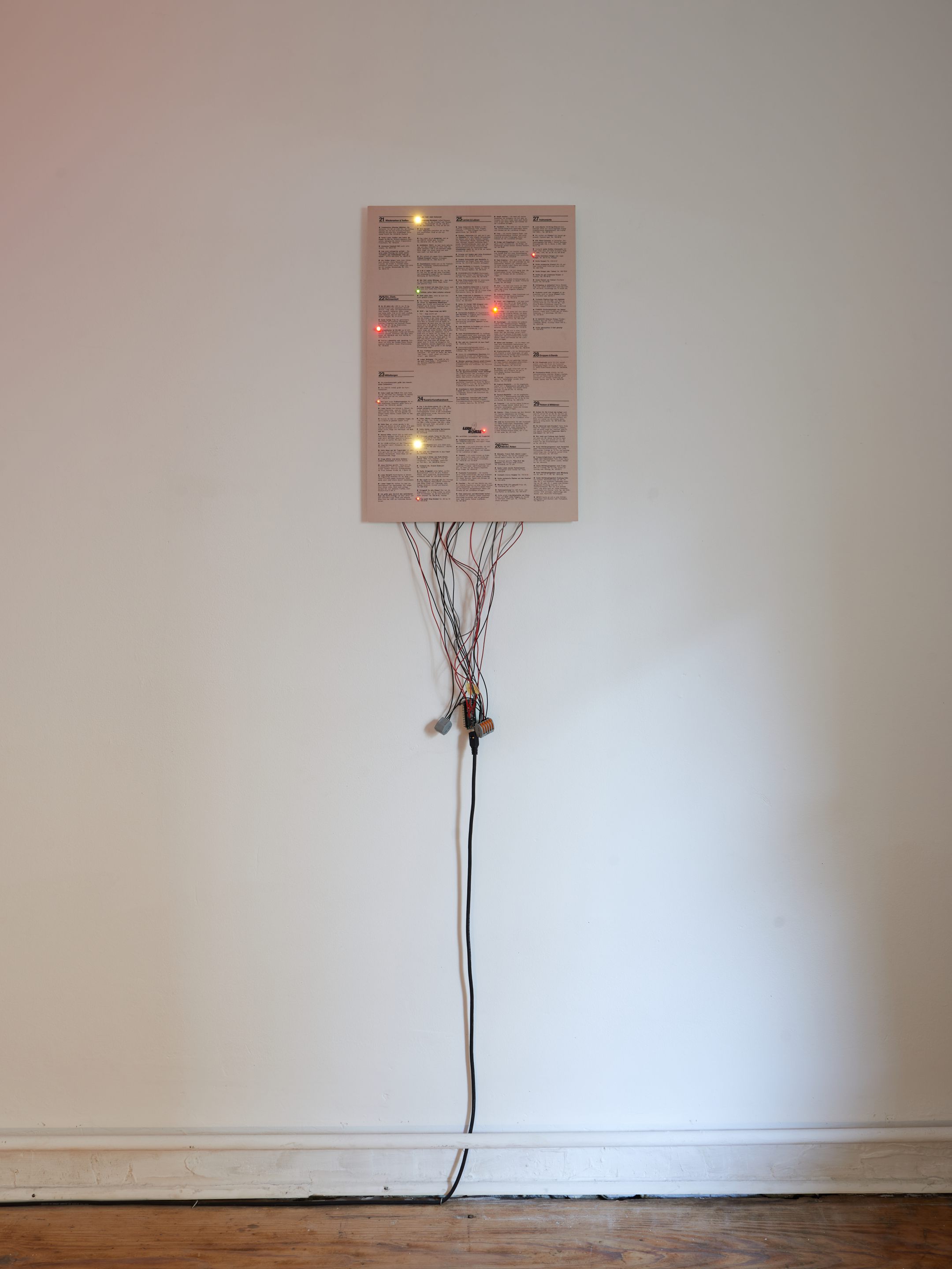 Ein-, Zwei-, Mehrsamkeit, Digital print on cardboard, LED, cable, Arduino platform, 47 x 31 cm, 2020